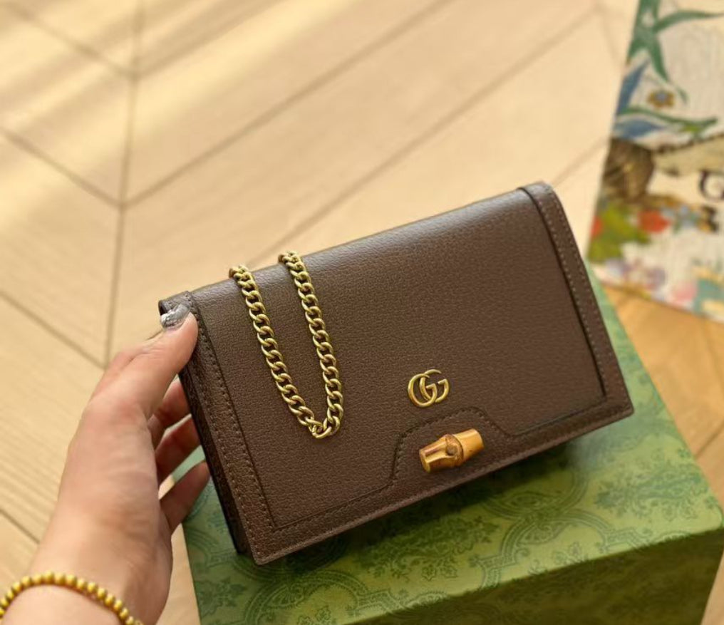 GUCCI Diana with Brand Box