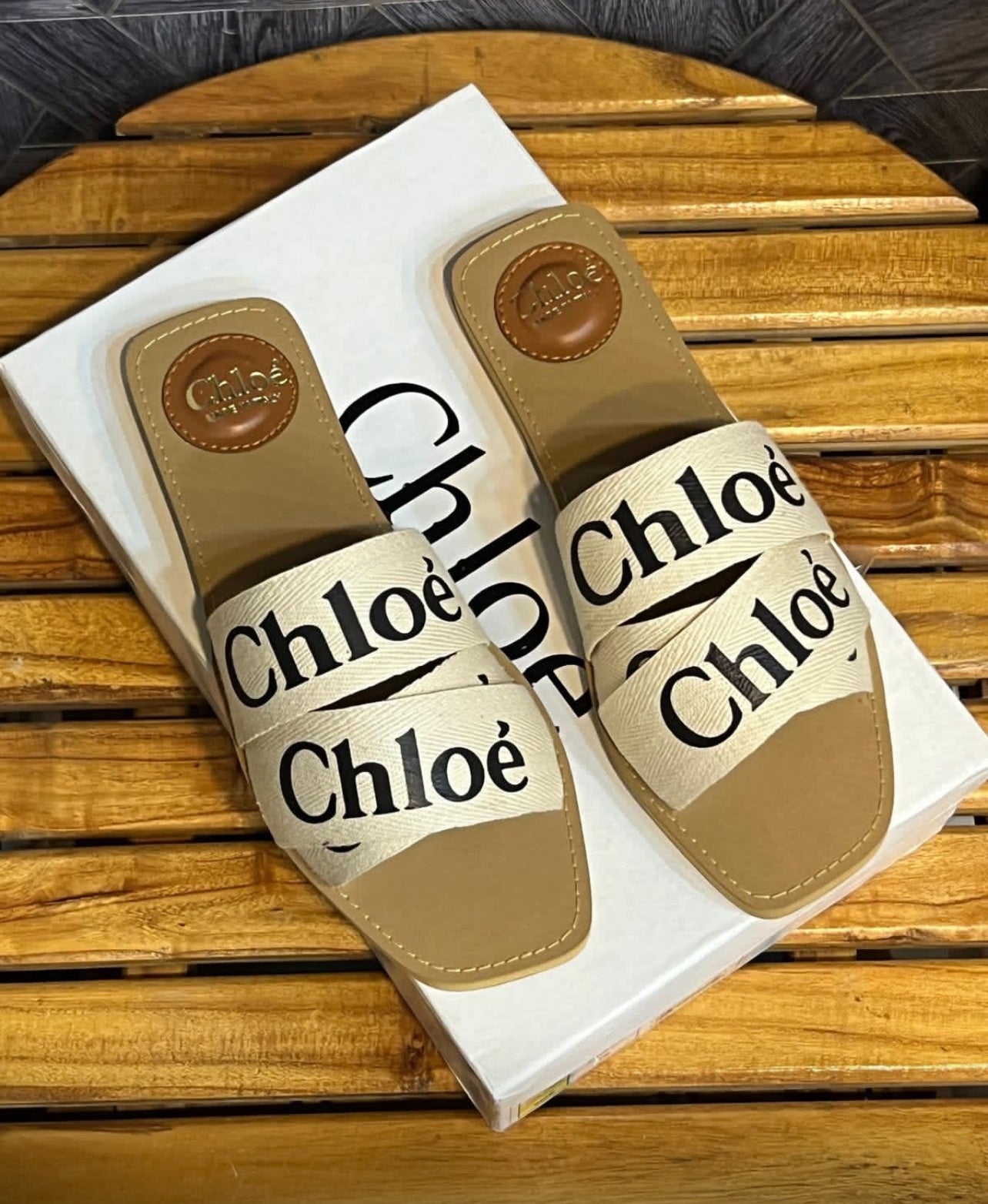Chloe slipper