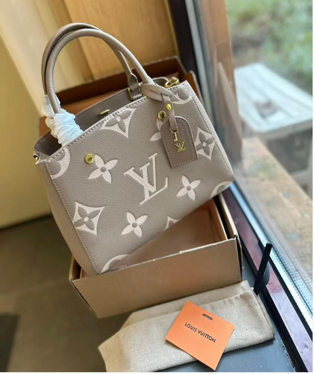 LV High Quality Bag with Brand Box