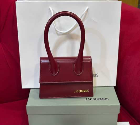 JACQUEMUS Bag with Brand Box