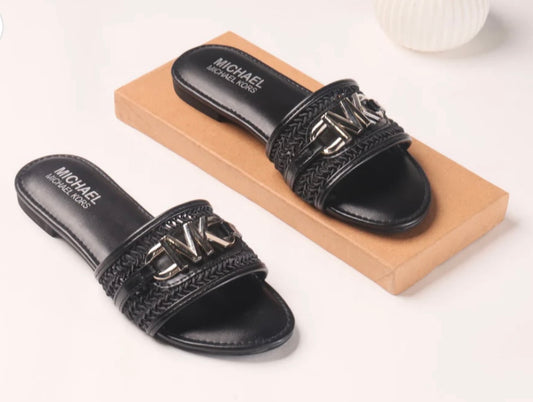 MK Casual Flat