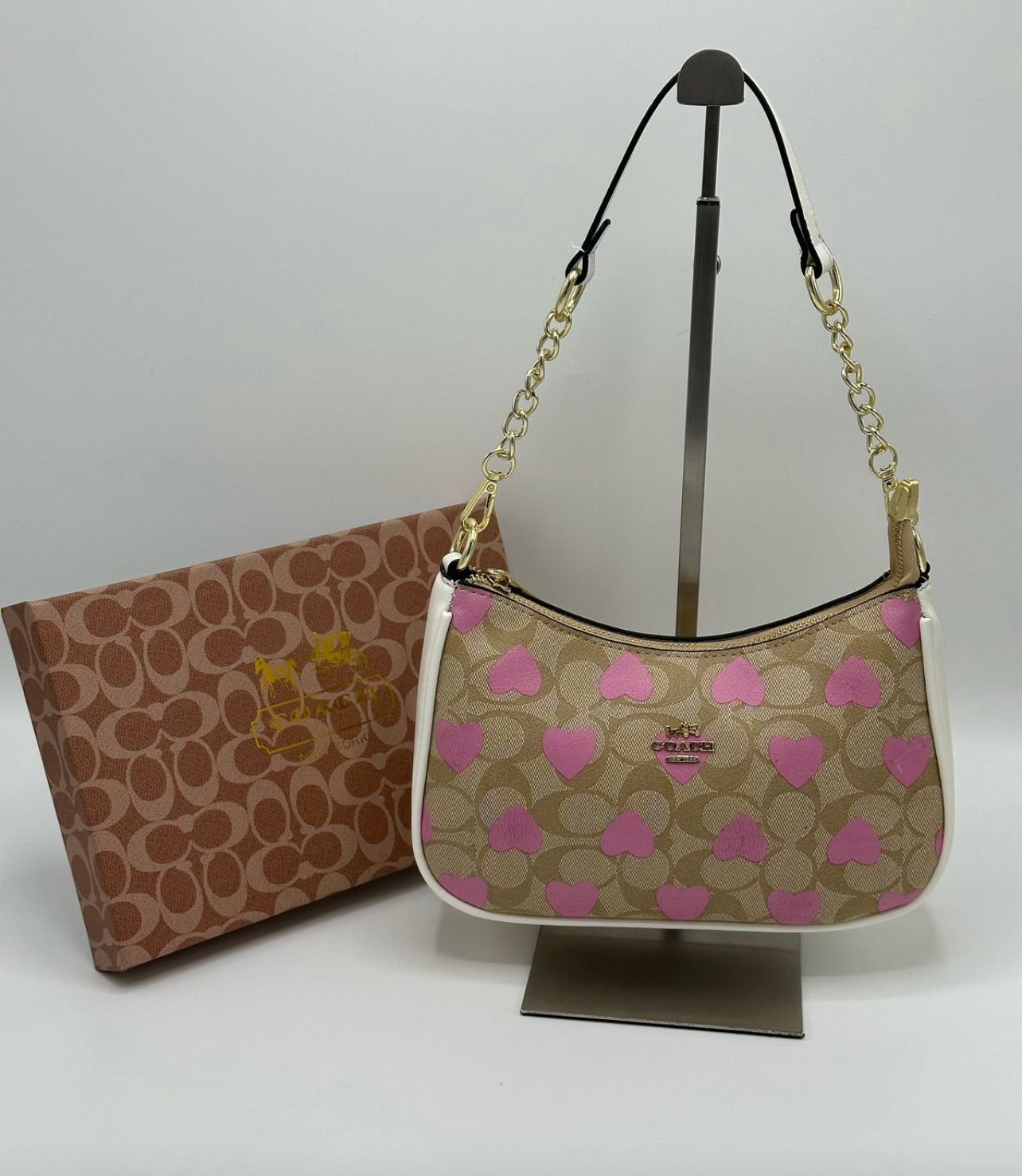 COACH TERI Heart with Brand Box