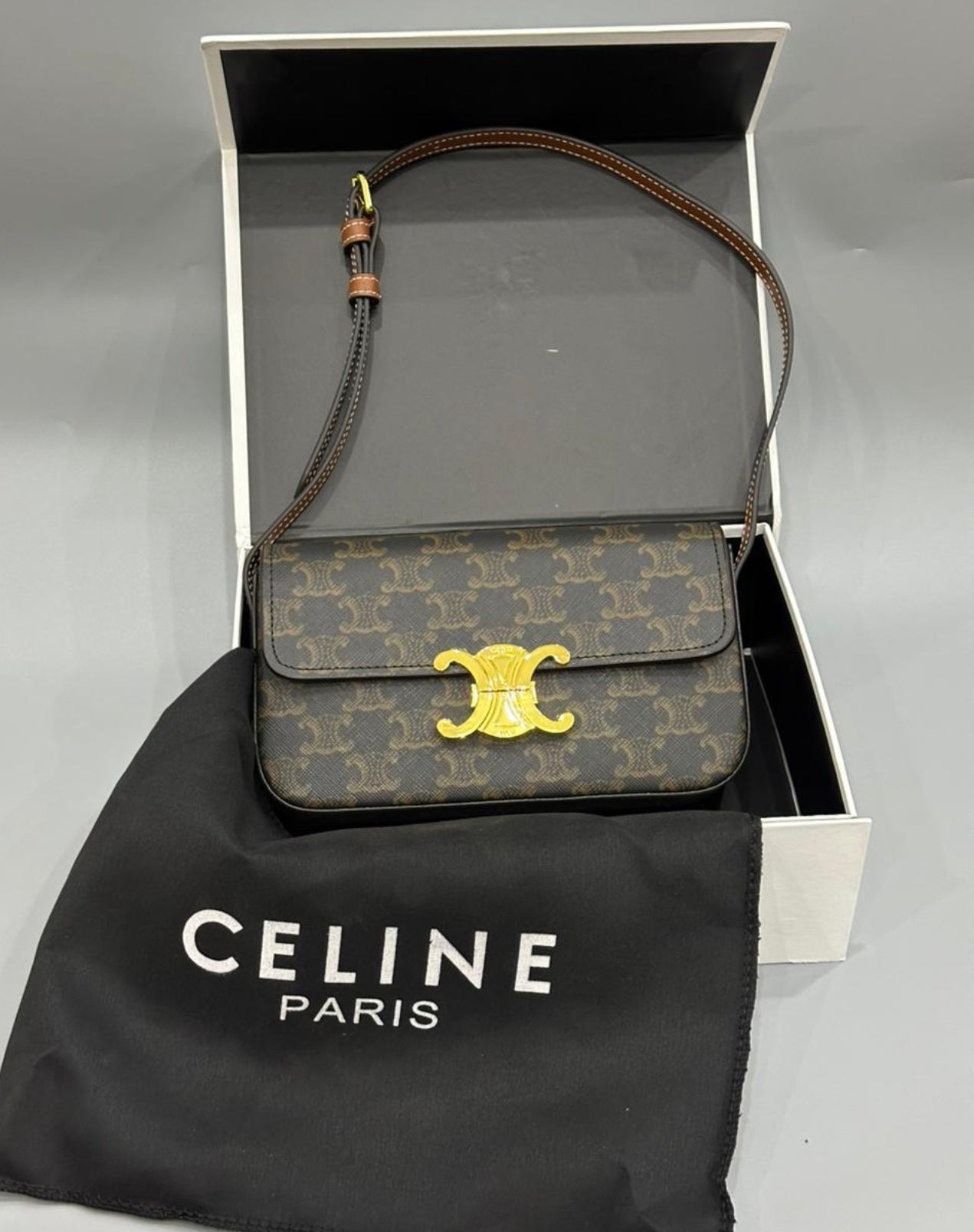 Celine Triomphe Magnetic box and dust bag
