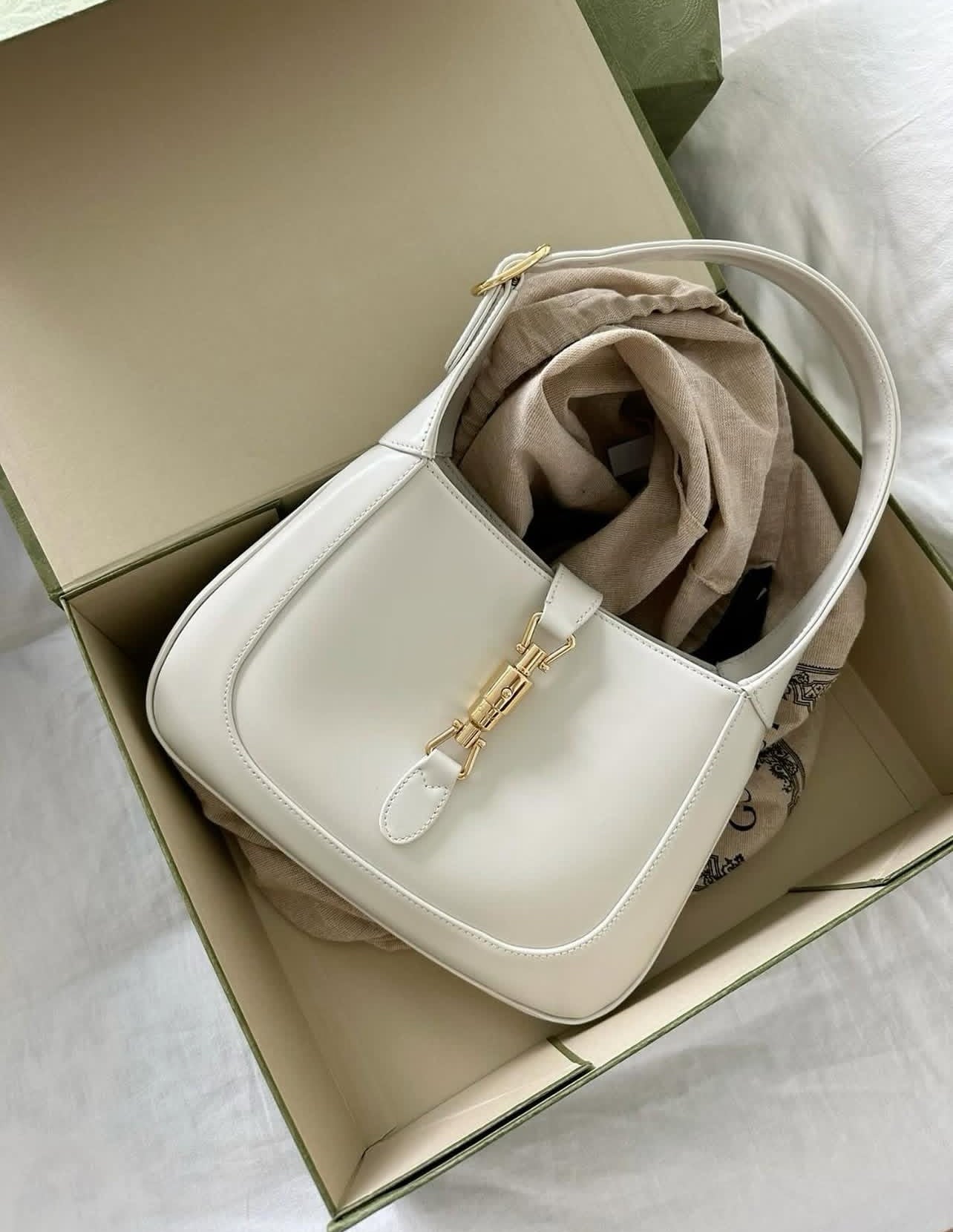 Gucci Jackie with Brand Box- same as original