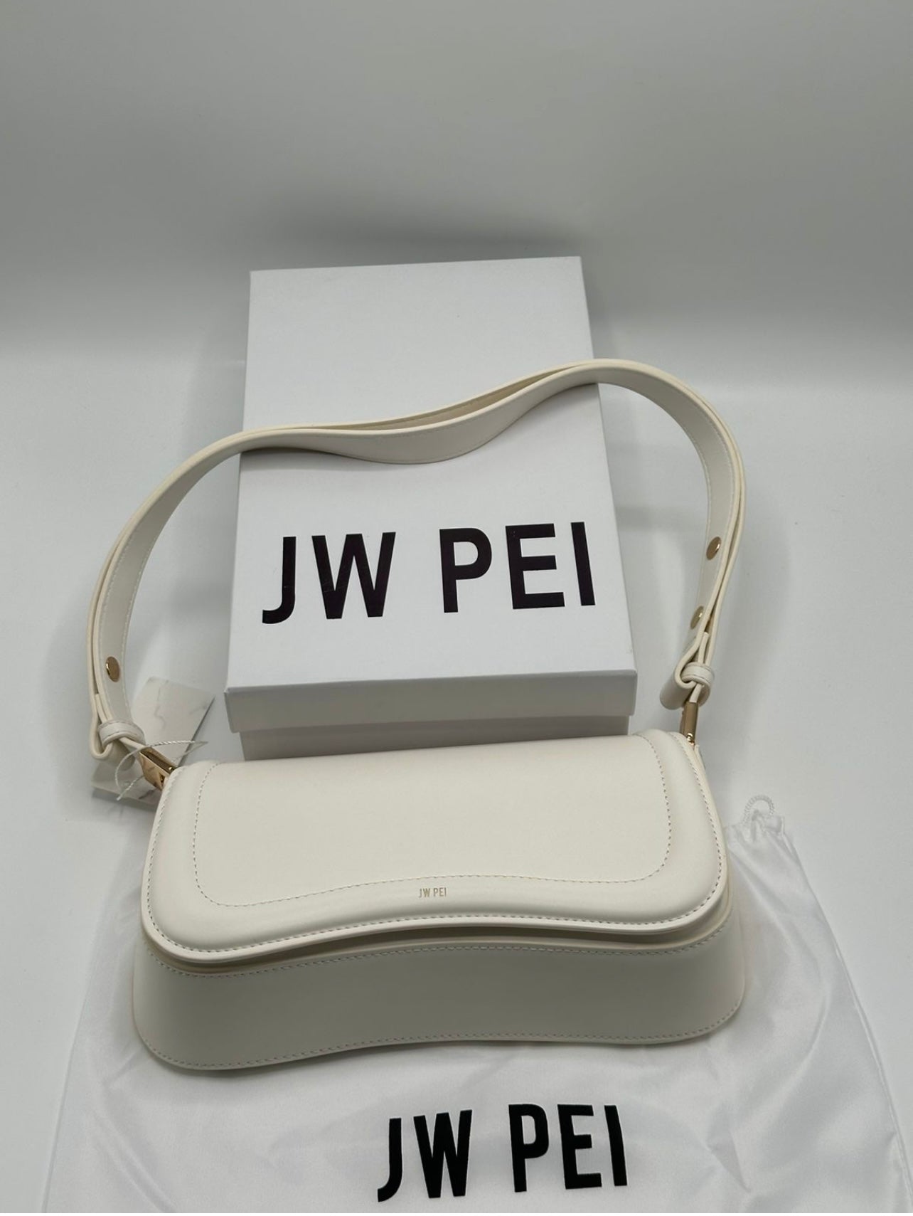 JW PEI Joy Bag with Brand Box