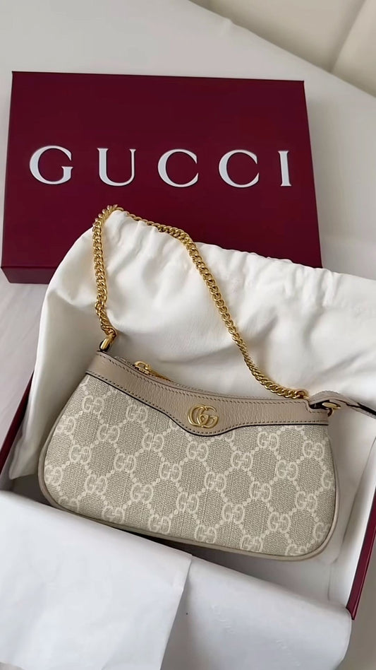 Gucci Shoulderbag with Brand Box